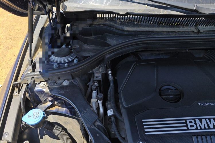 Used BMW 1 Series 2022 120i M Sport Night Edition Engine Bay Right