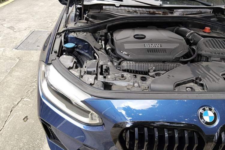 Used BMW 1 Series 2022 125i M Sport Night Edition Engine Bay Right