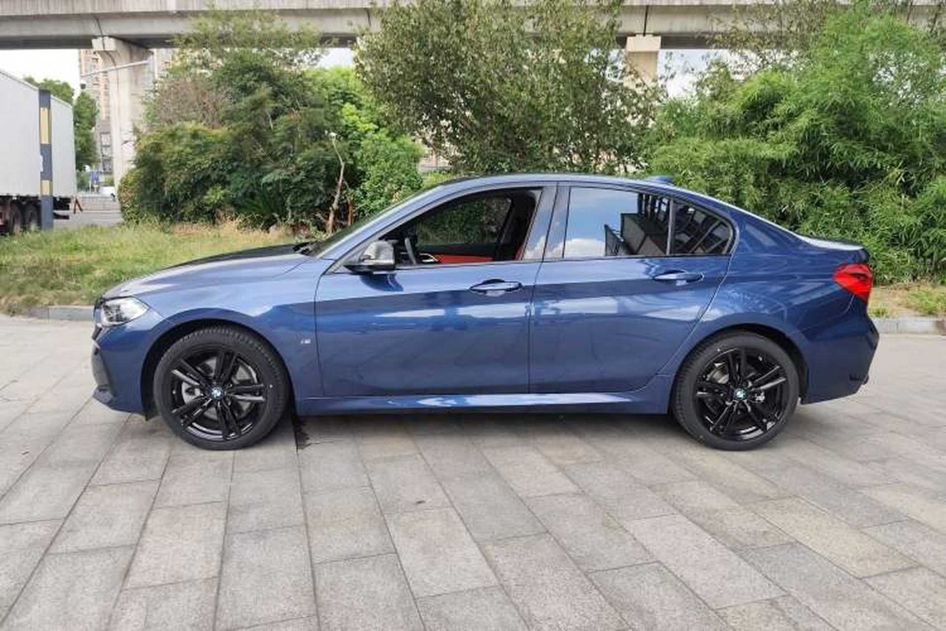 Used BMW 1 Series 2022 125i M Sport Night Edition Exterior 3