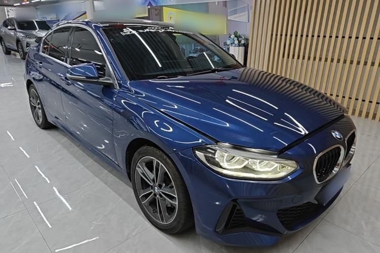 Used BMW 1 Series 2022 120i M Sport Night Edition Front Right 45 Deg