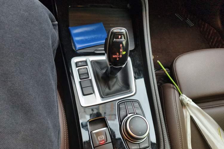 Used BMW 1 Series 2022 120i M Sport Night Edition Gear Lever