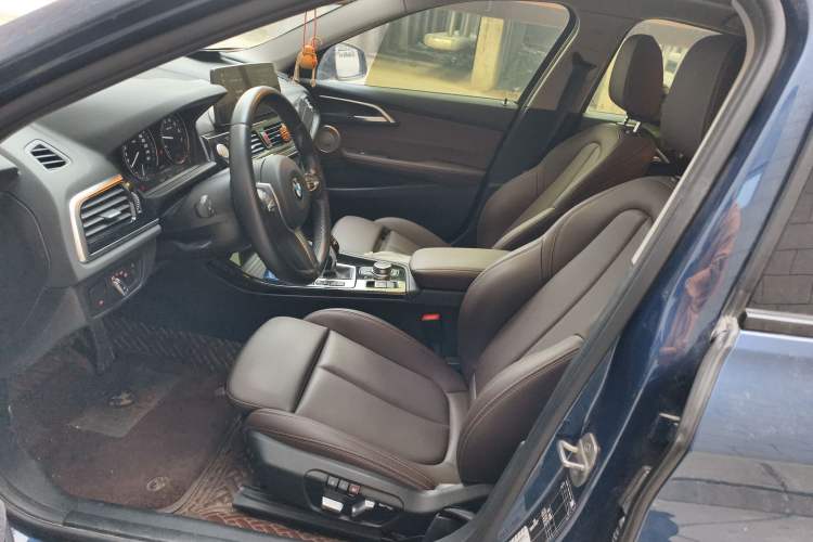Used BMW 1 Series 2022 120i M Sport Night Edition Left Front Seat
