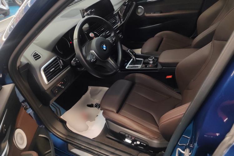 Used BMW 1 Series 2022 125i M Sport Night Edition Left Front Seat