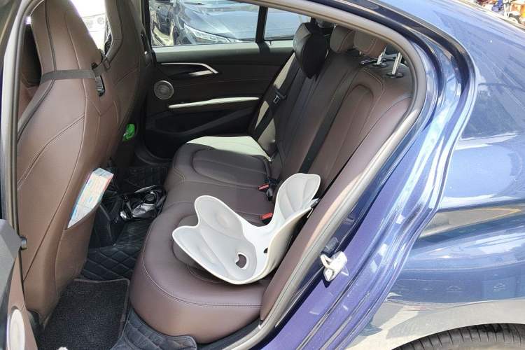 Used BMW 1 Series 2022 125i M Sport Night Edition Left Rear Seat