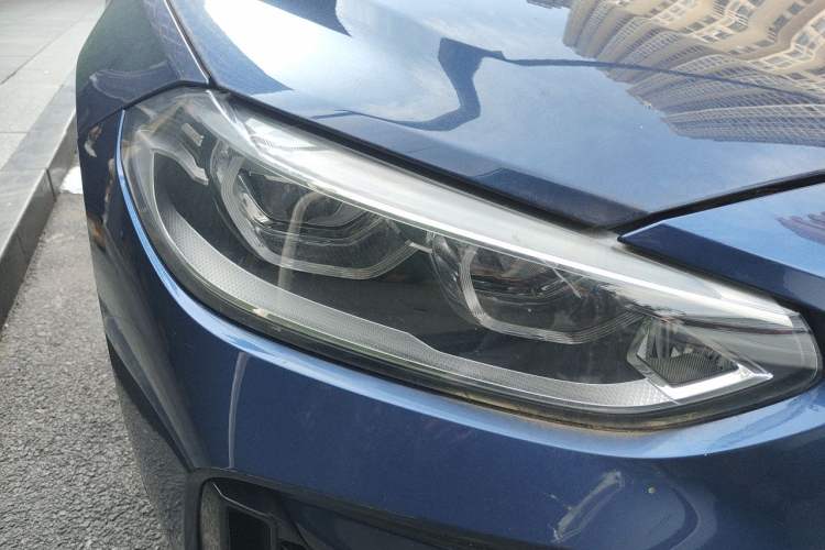 Used BMW 1 Series 2022 120i M Sport Night Edition Right Front Headlight