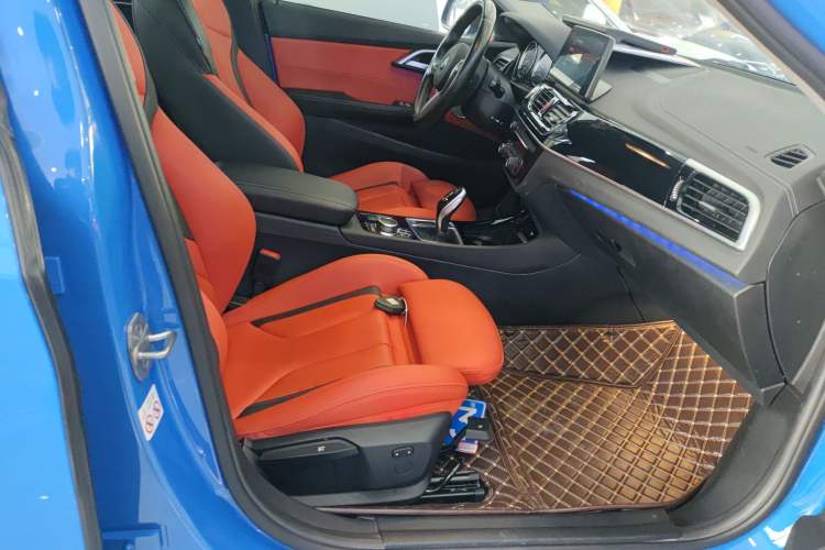 Used BMW 1 Series 2022 125i M Sport Night Edition Right Front Seat