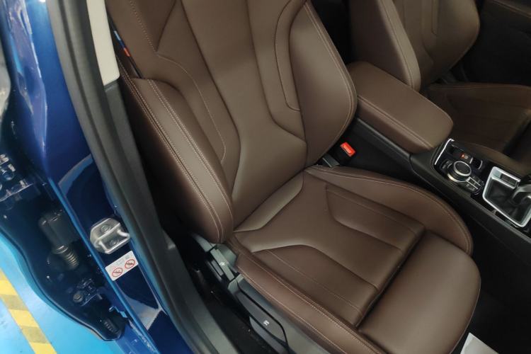Used BMW 1 Series 2022 125i M Sport Night Edition Right Front Seat