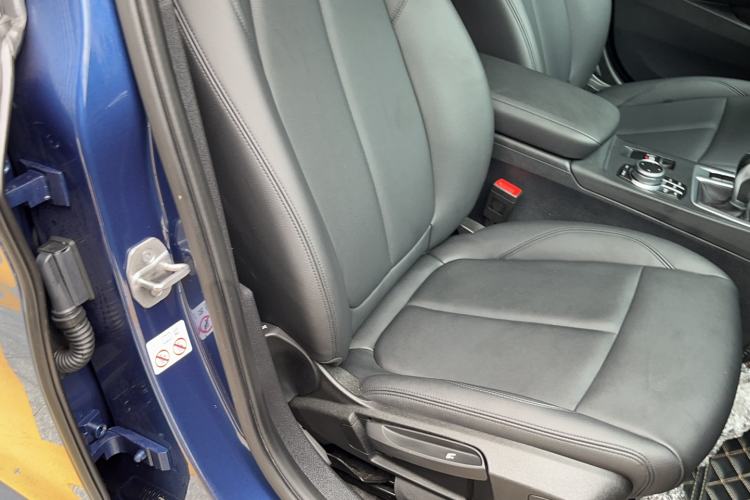 Used BMW 1 Series 2022 120i M Sport Edition Right Front Seat