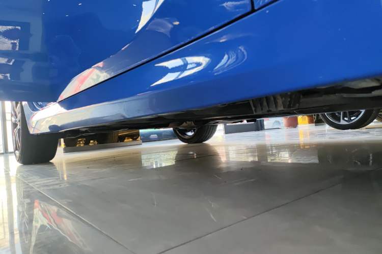 Used BMW 1 Series 2022 125i M Sport Night Edition Right Side Sill