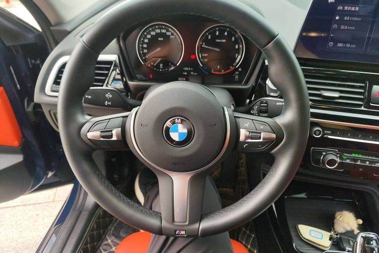 Used BMW 1 Series 2022 125i M Sport Night Edition Steering Wheel