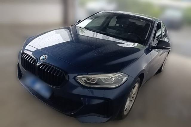 BMW 1 Series 2022 120i M Sport Night Edition usado