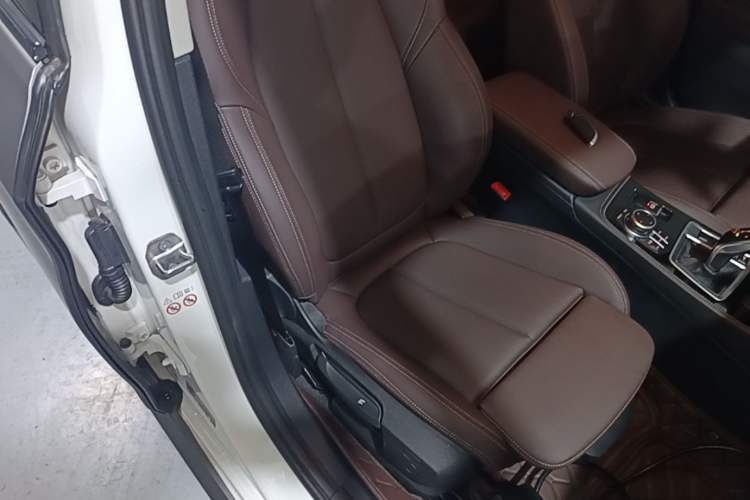 Used BMW 1 Series 2022 120i M Sport Night Edition Right Front Seat