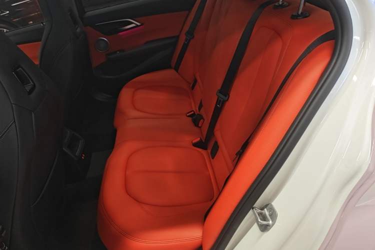 Used BMW 1 Series 2022 125i M Sport Night Edition Left Rear Seat