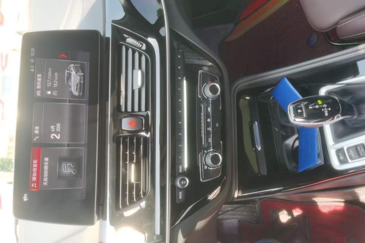 Used BMW 1 Series 2022 125i M Sport Night Edition Audio And AC Panel
