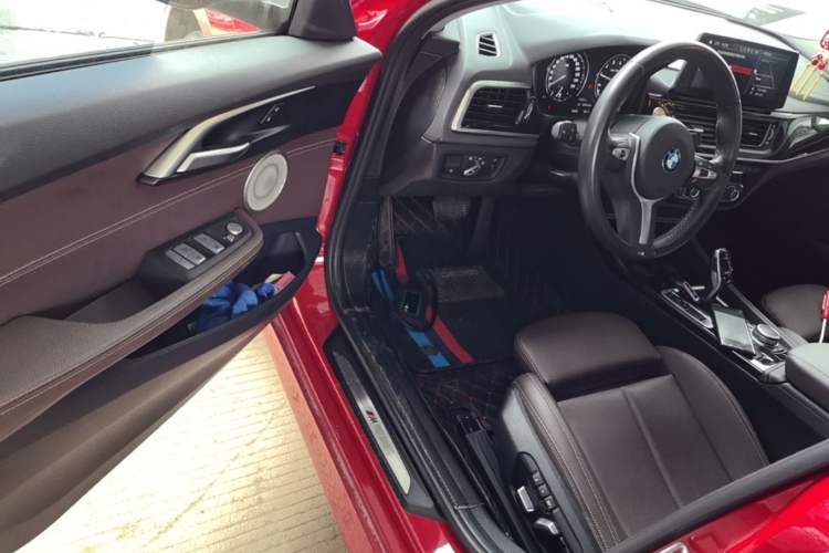Used BMW 1 Series 2022 120i M Sport Night Edition Driver Seat