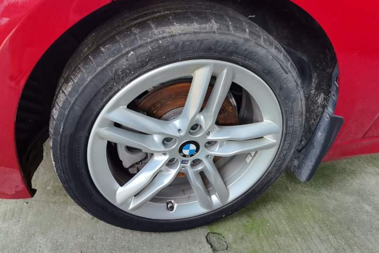 Used BMW 1 Series 2022 120i M Sport Night Edition Left Front Wheel Hub