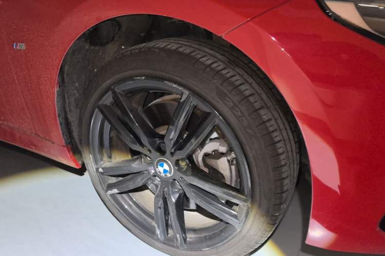 Used BMW 1 Series 2022 125i M Sport Night Edition Right Front Wheel Hub