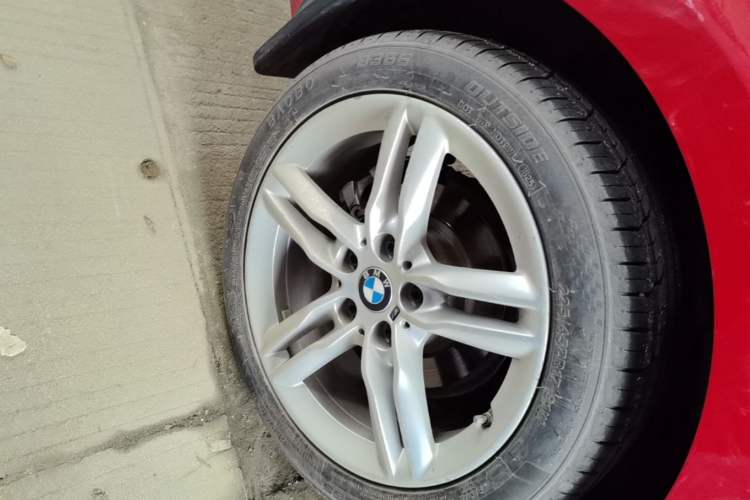 Used BMW 1 Series 2022 120i M Sport Night Edition Right Rear Wheel Hub
