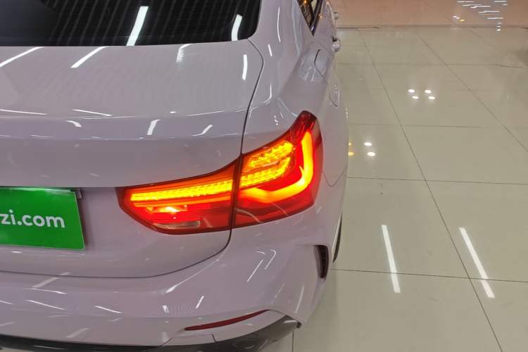 Used BMW 1 Series 2022 125i M Sport Night Edition Right Rear Taillight