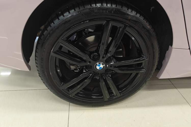 Used BMW 1 Series 2022 125i M Sport Night Edition Right Rear Wheel Hub