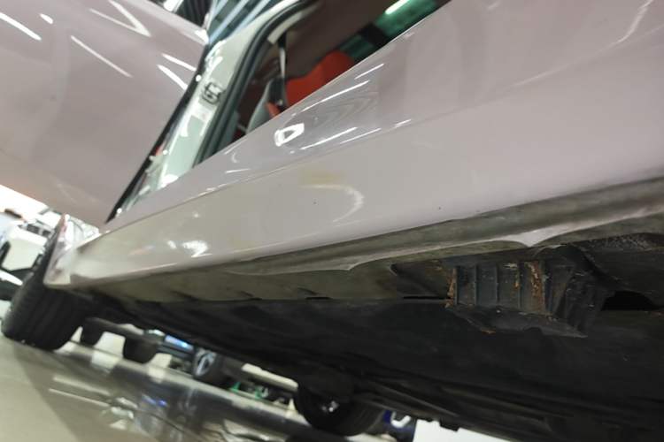 Used BMW 1 Series 2022 125i M Sport Night Edition Right Side Sill