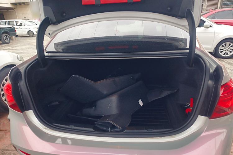 Used BMW 1 Series 2022 120i M Sport Night Edition Trunk