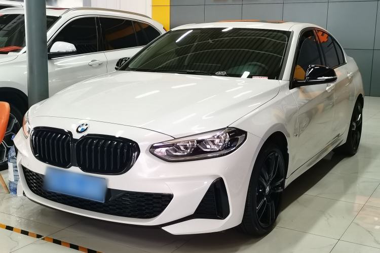 Used BMW 1 Series 2022 125i M Sport Night Edition Guazi used car, China used car export, Used car for sale, Used BMW cars, Cheapest cars for sale