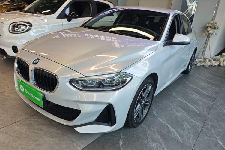 Ojetý BMW 1 Series 2022 120i M Sport Edition Guazi used car, China used car export, Used car for sale, Used cars, Cheapest cars for sale