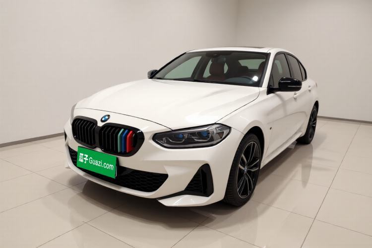 Ojetý BMW 1 Series 2022 125i M Sport Night Edition Guazi used car, China used car export, Used car for sale, Used cars, Cheapest cars for sale