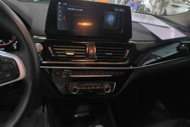 Used BMW 1 Series 2022 120i M Sport Edition Audio And AC Panel