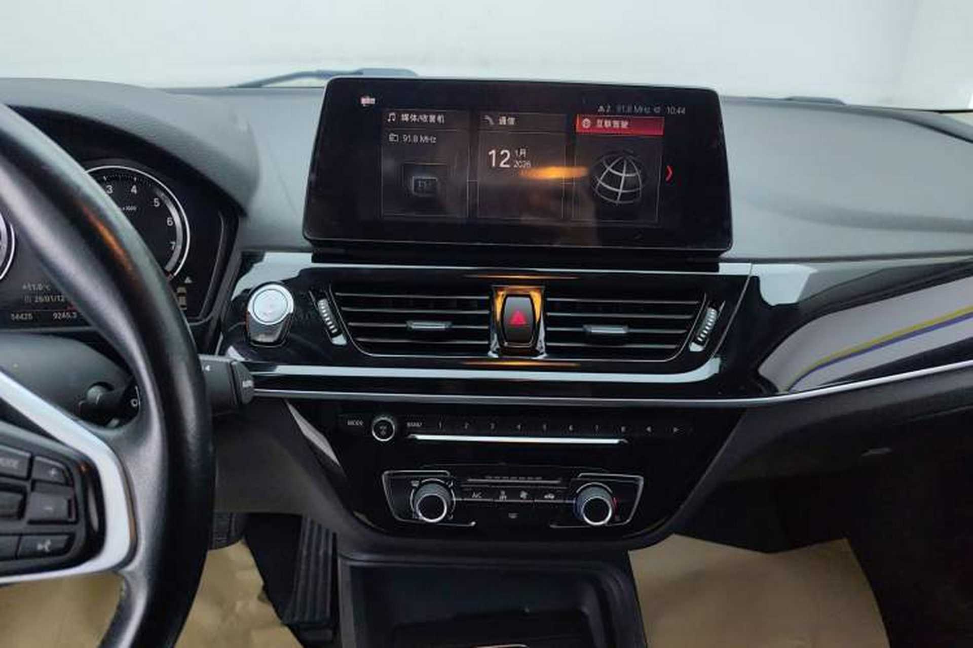 Used BMW 1 Series 2022 120i M Sport Edition Audio And AC Panel