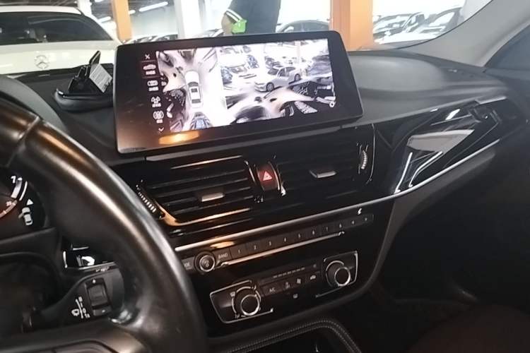 Used BMW 1 Series 2022 120i M Sport Night Edition Audio And AC Panel