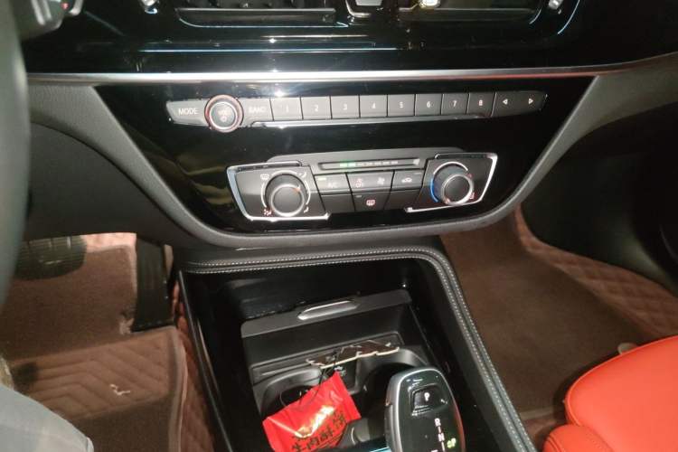 Used BMW 1 Series 2022 125i M Sport Night Edition Audio And AC Panel
