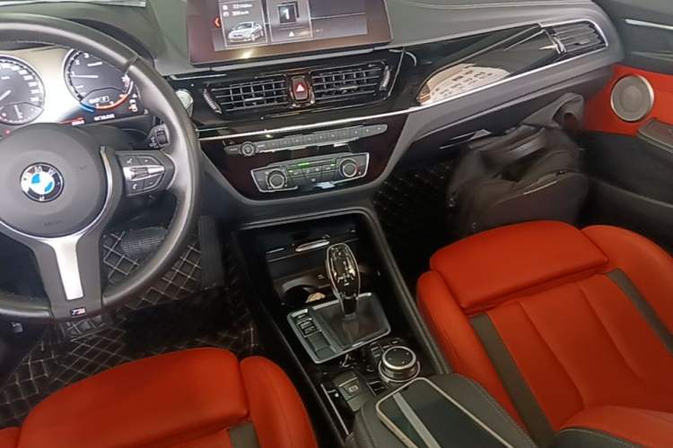 Used BMW 1 Series 2022 125i M Sport Night Edition Audio And AC Panel