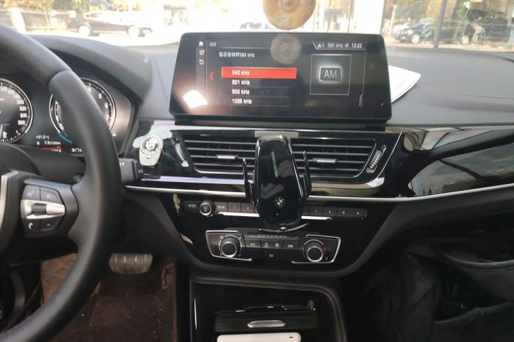 Used BMW 1 Series 2022 125i M Sport Night Edition Audio And AC Panel