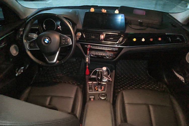 Used BMW 1 Series 2022 120i M Sport Edition Center Console