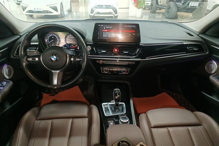 Used BMW 1 Series 2022 125i M Sport Night Edition Center Console