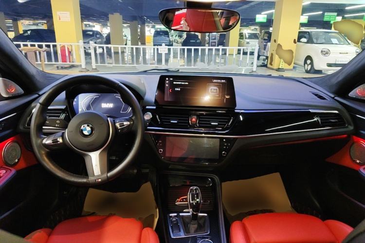 Used BMW 1 Series 2022 125i M Sport Night Edition Center Console