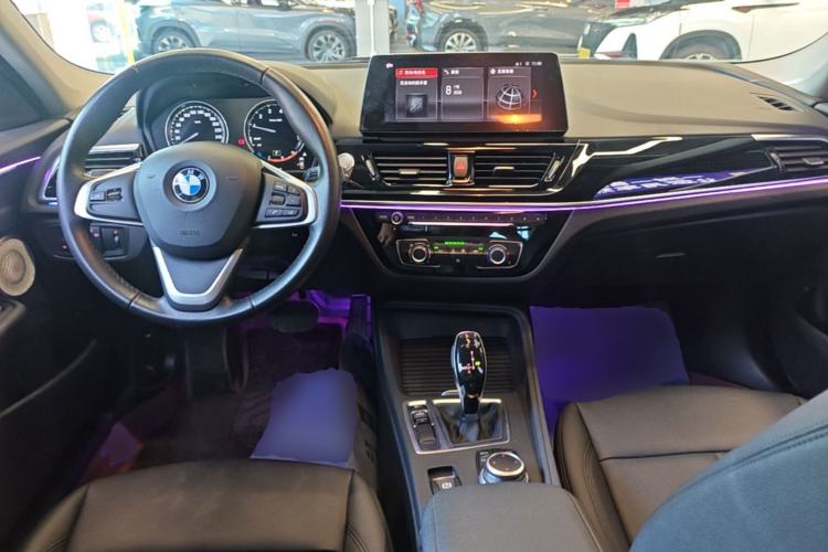 Used BMW 1 Series 2022 120i M Sport Edition Center Console