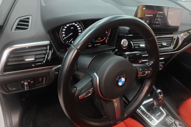 Used BMW 1 Series 2022 125i M Sport Night Edition Center Console