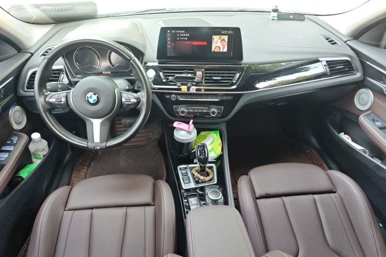 Used BMW 1 Series 2022 125i M Sport Night Edition Center Console
