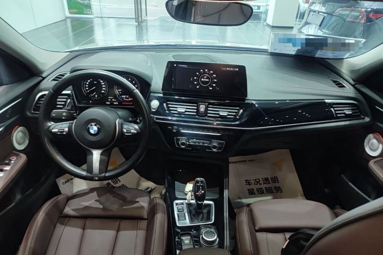 Used BMW 1 Series 2022 125i M Sport Night Edition Center Console