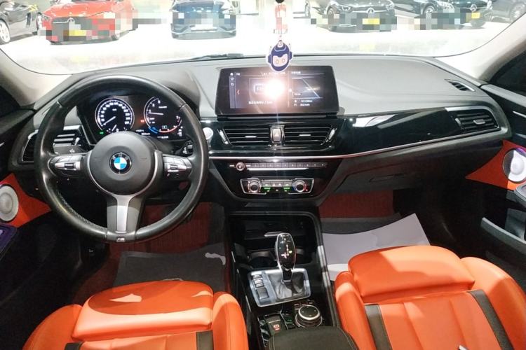 Used BMW 1 Series 2022 125i M Sport Night Edition Center Console