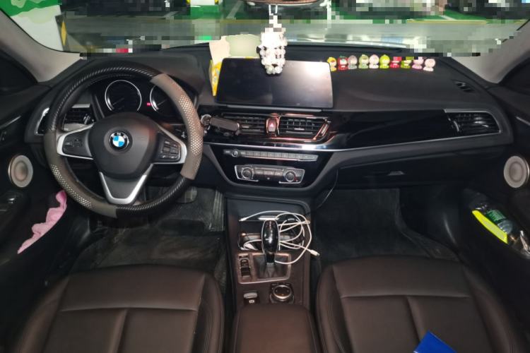Used BMW 1 Series 2022 120i M Sport Edition Center Console