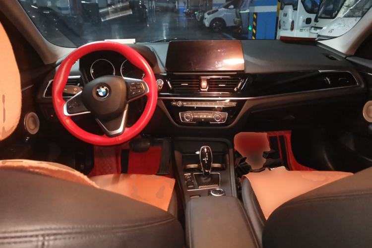 Used BMW 1 Series 2022 120i M Sport Edition Center Console