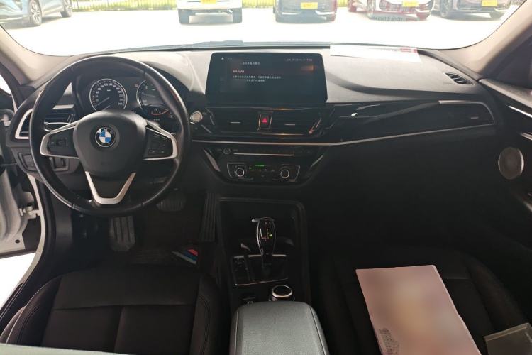 Used BMW 1 Series 2022 120i M Sport Edition Center Console