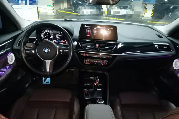 Used BMW 1 Series 2022 125i M Sport Night Edition Center Console