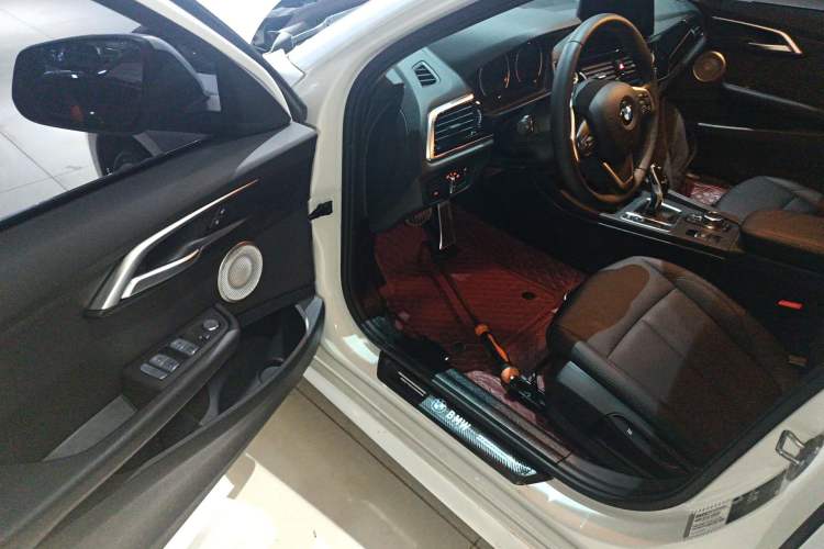 Used BMW 1 Series 2022 120i M Sport Edition Driver Seat