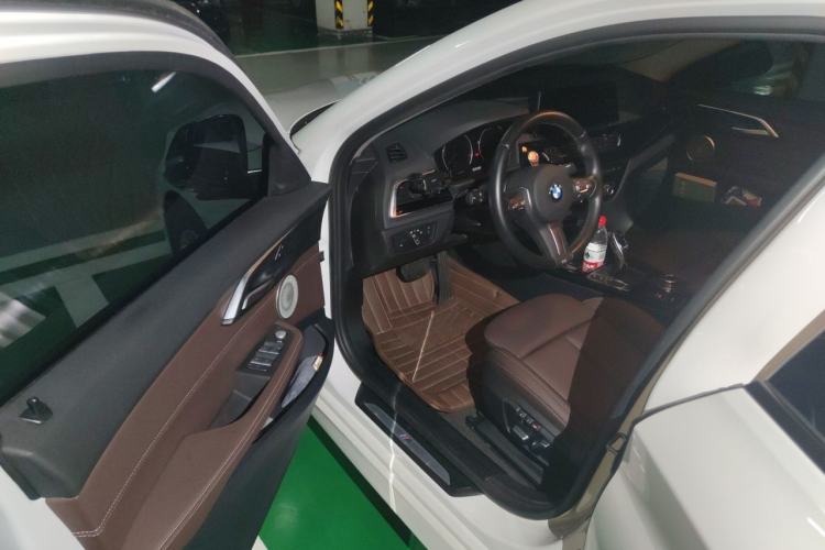 Used BMW 1 Series 2022 120i M Sport Night Edition Driver Seat