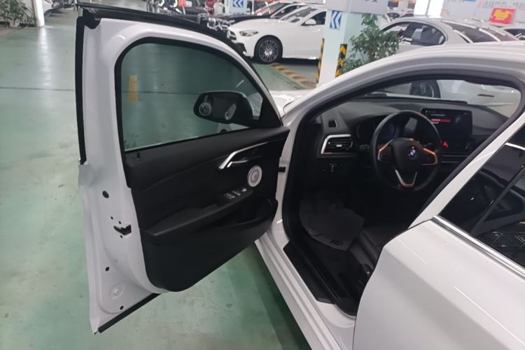 Used BMW 1 Series 2022 120i M Sport Edition Driver Seat